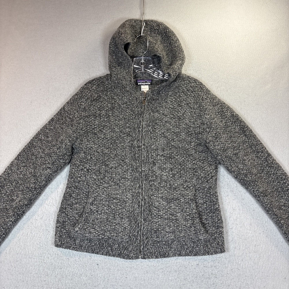 Patagonia 100% Lambs Wool Gray Full-Zip Hooded Warm Sweater Pockets Size L Women